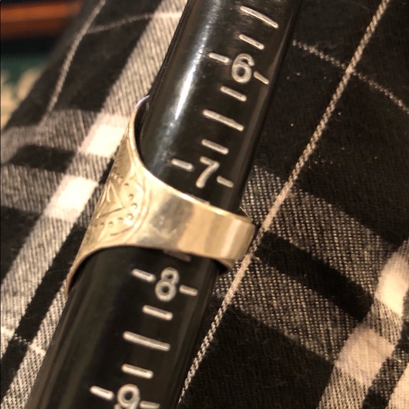 Adjustable sterling silver etched ring - Picture 8 of 10